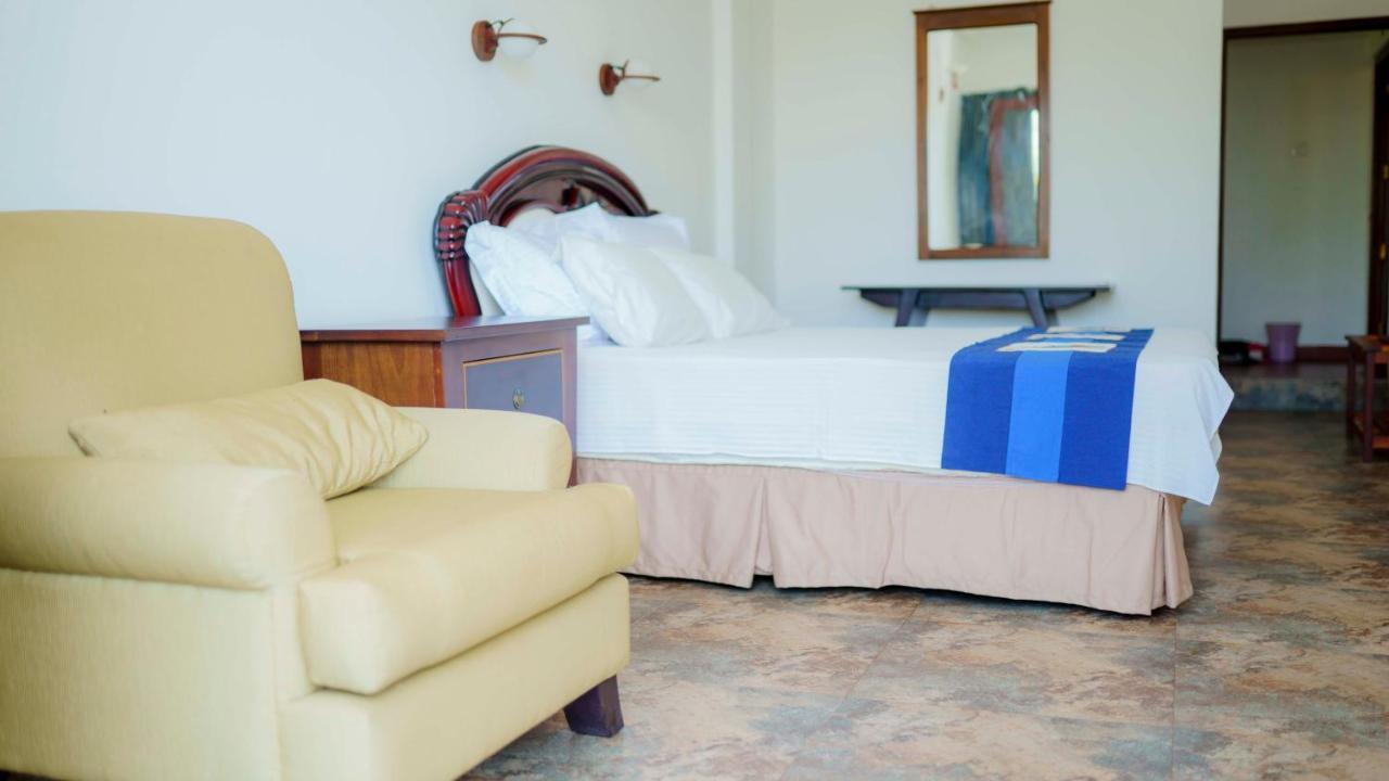 มาเธอร์ เพลซ นิมาลา Hotel ฮิกคาดูวา ภายนอก รูปภาพ